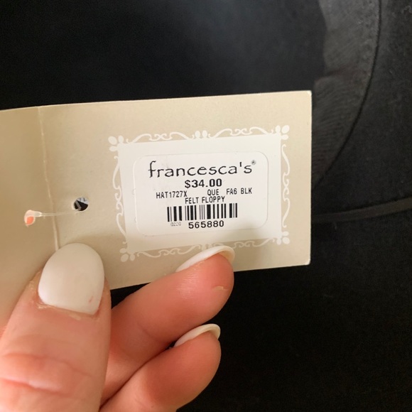 Francesca’s Felt Floppy Hat - Picture 4 of 4